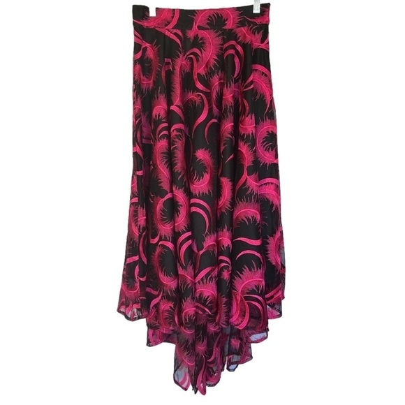 Beulah Dresses & Skirts - 𝅺beulah Style NWT High Low Skirt Black with Fuchsia Feathers Embroidered lined